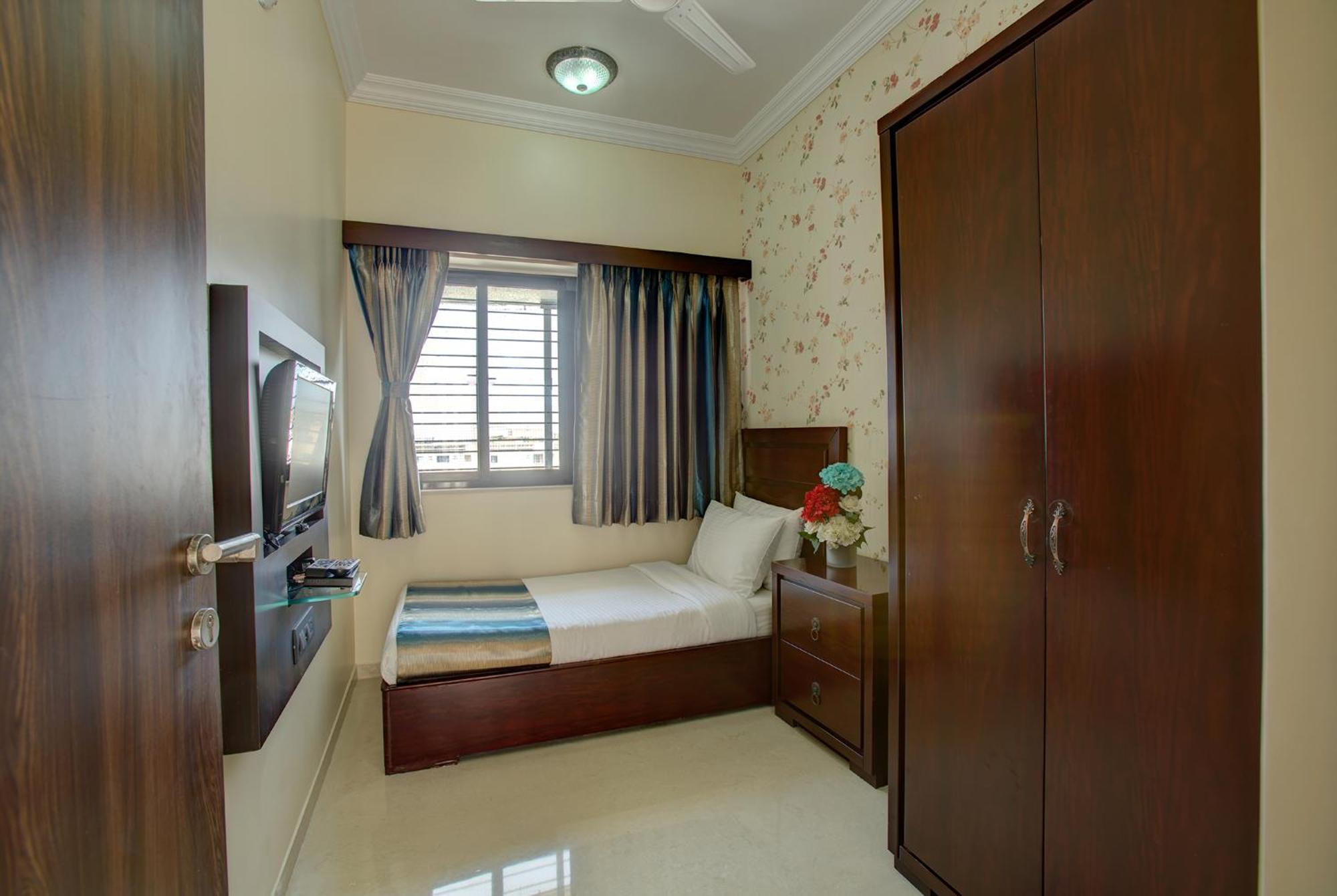 Lalco Residency Hotel Mumbai Kültér fotó